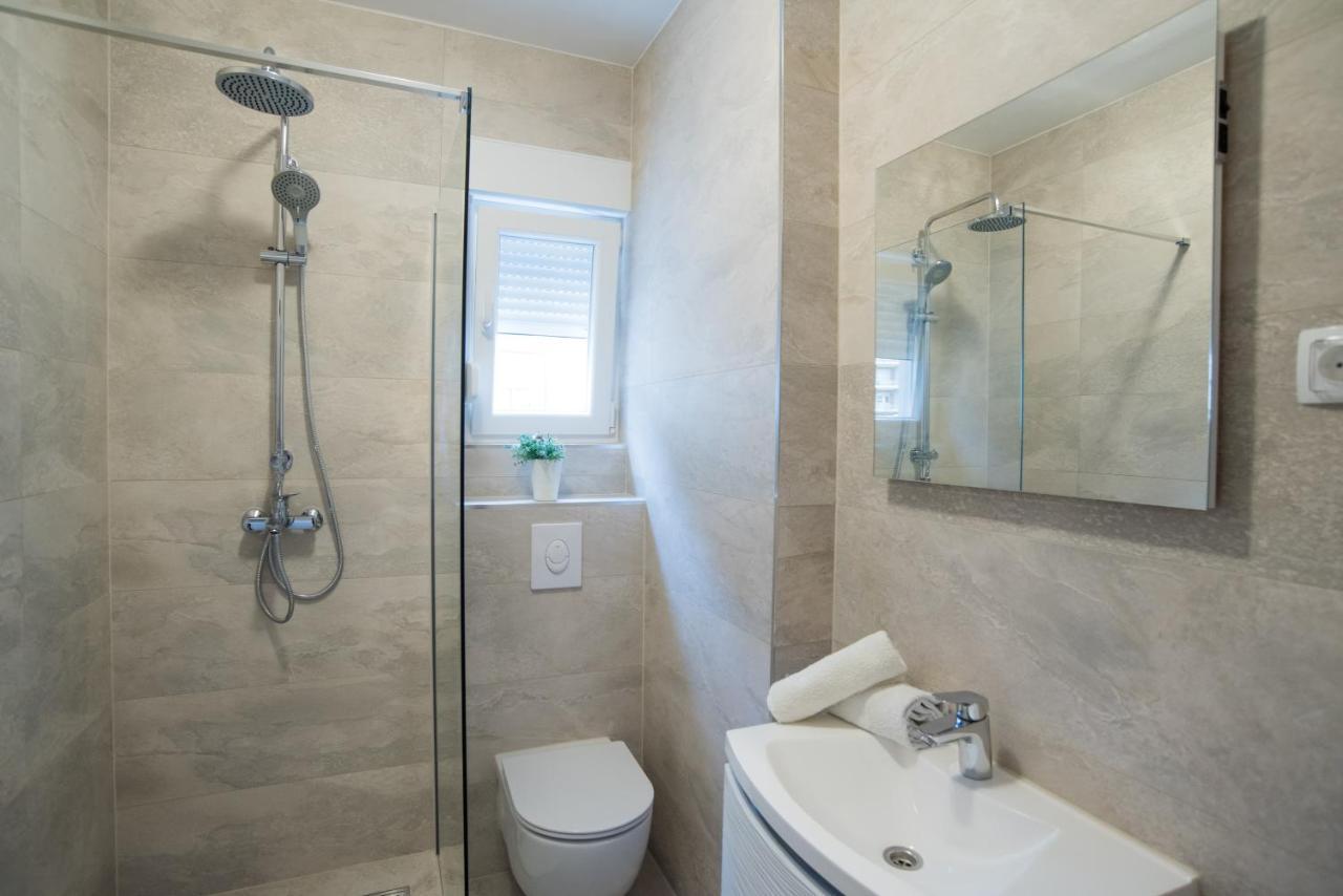 Apartments Marija Split Bagian luar foto
